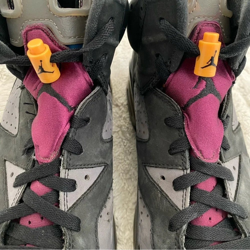 Jordan 6 Retro Bordeuax Men's Black and Gray Sneakers Size 10.5